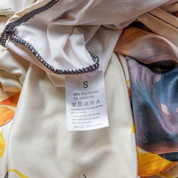 A line tank dress to around the knee - Picture 3 of 3